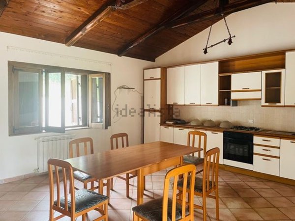 appartamento in affitto a Cervaro