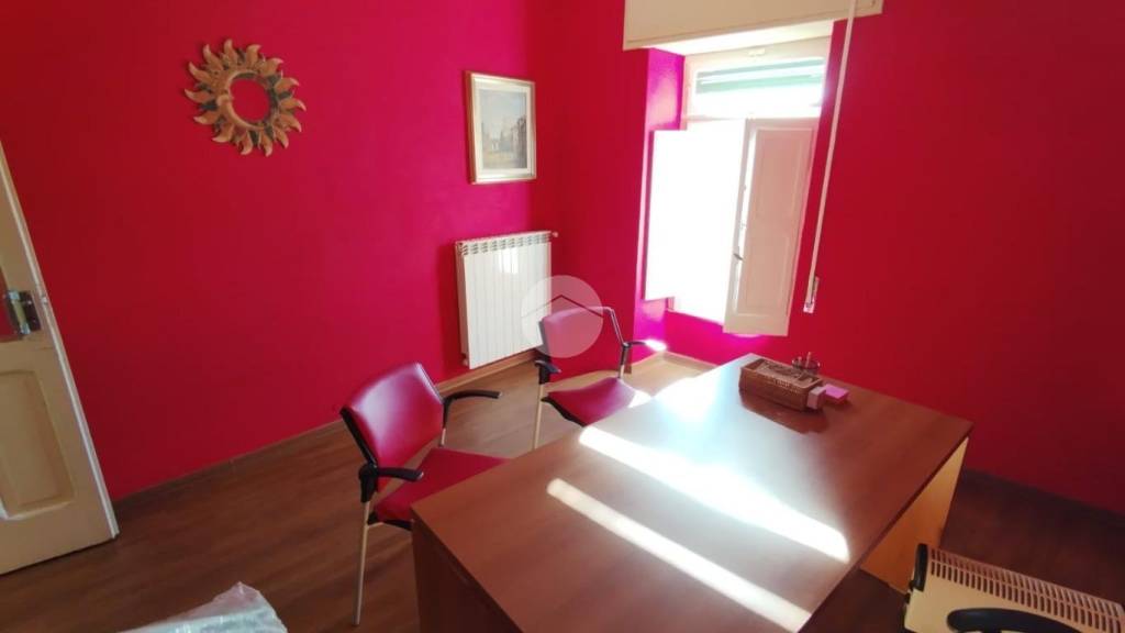 ufficio in affitto a Cervaro