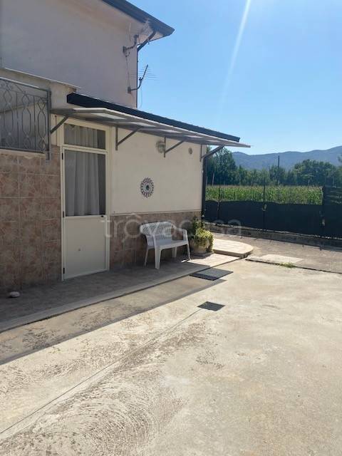 appartamento in affitto a Cervaro