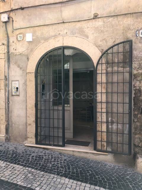 negozio in affitto a Ferentino
