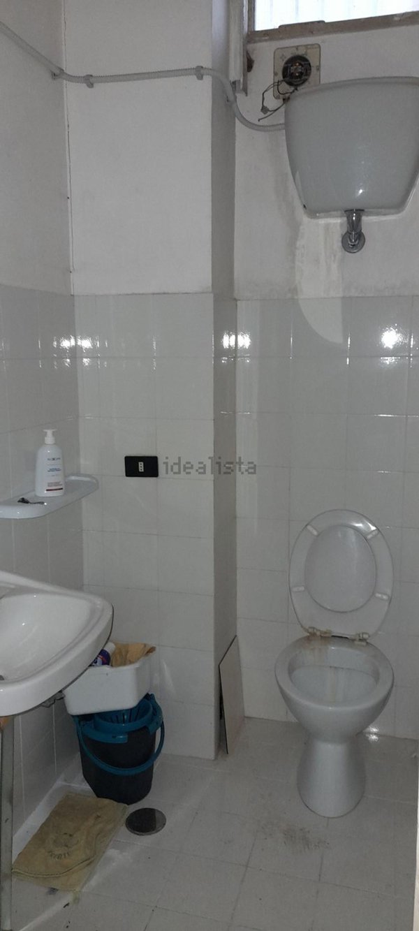 locale commerciale in affitto a Ferentino