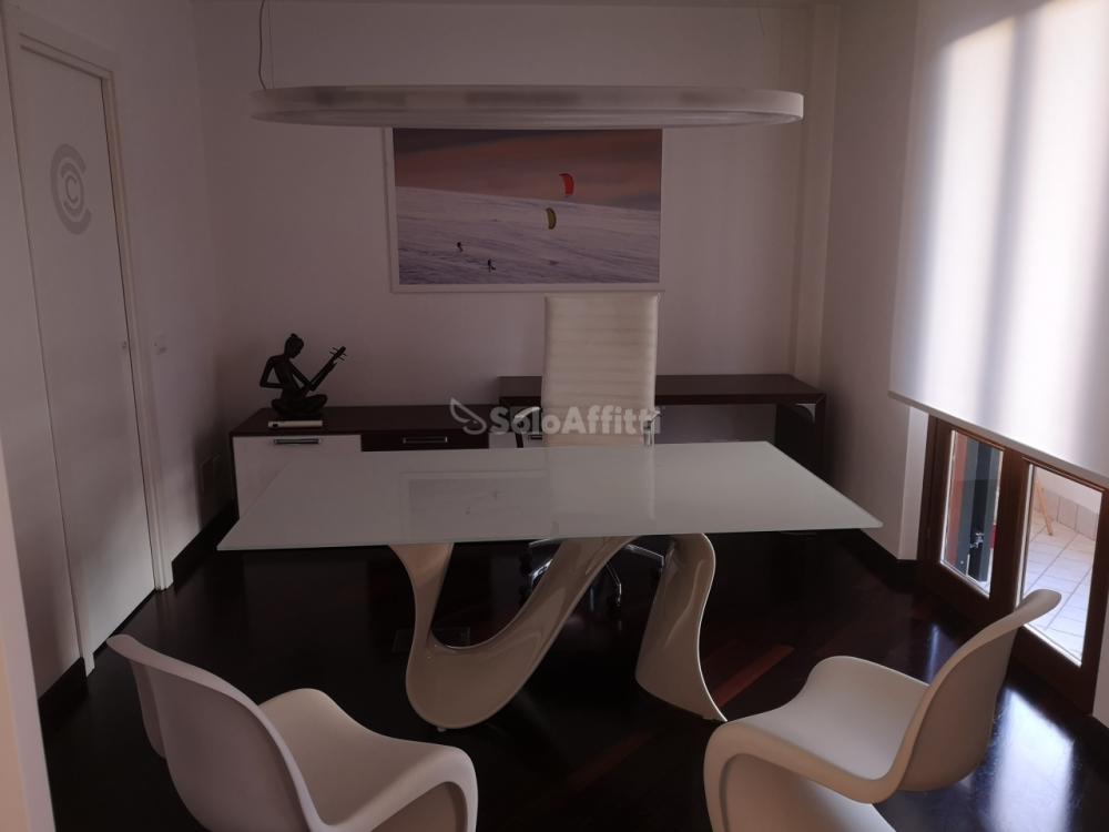 ufficio in affitto a Frosinone
