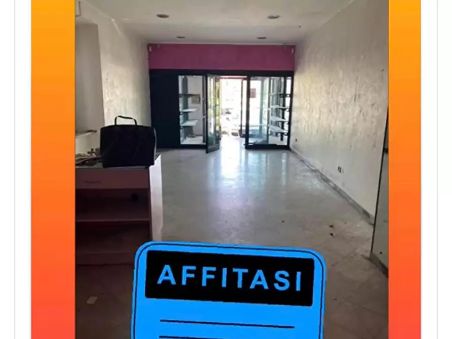 locale commerciale in affitto a Frosinone