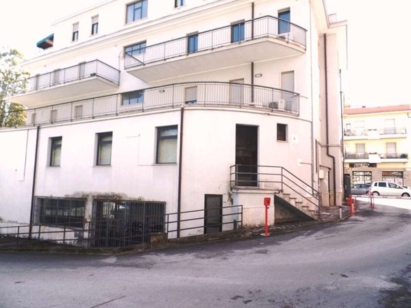 locale di sgombero in affitto a Frosinone