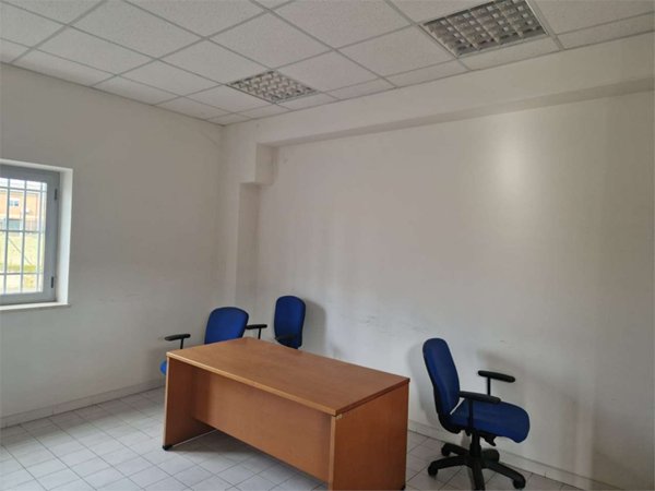 capannone in affitto a Frosinone