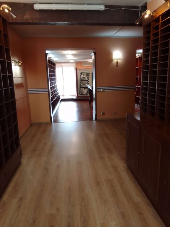 locale commerciale in affitto a Frosinone