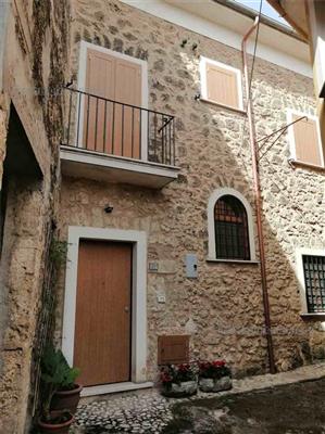casa indipendente in affitto a Frosinone