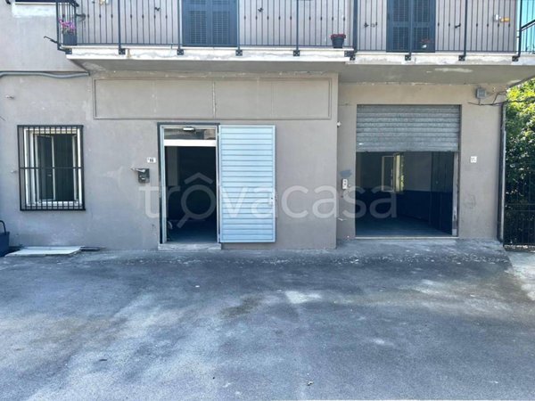 locale commerciale in affitto a Frosinone