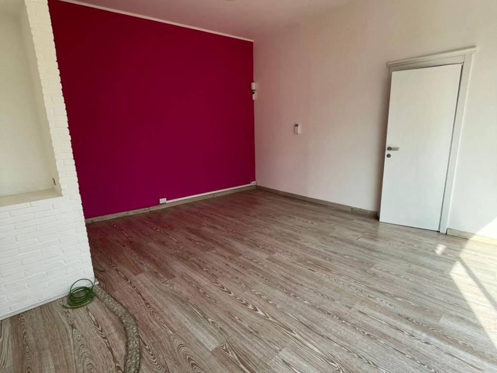 negozio in affitto a Frosinone