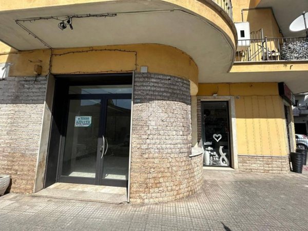 negozio in affitto a Frosinone