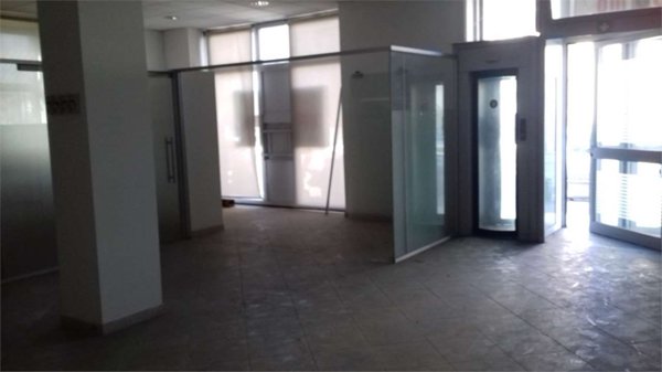 locale commerciale in affitto a Frosinone