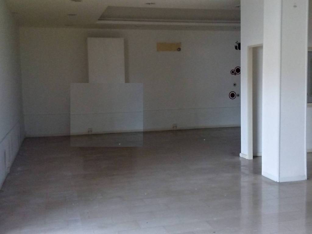 negozio in affitto a Frosinone