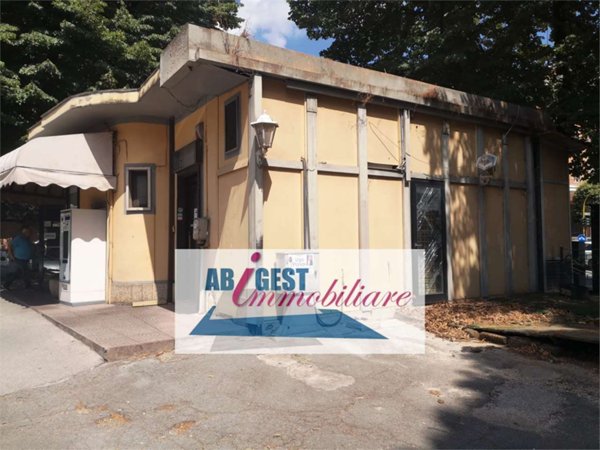 negozio in affitto a Frosinone