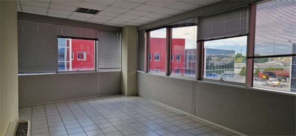 ufficio in affitto a Frosinone in zona Fontana Grande