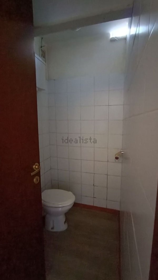 locale commerciale in affitto a Frosinone