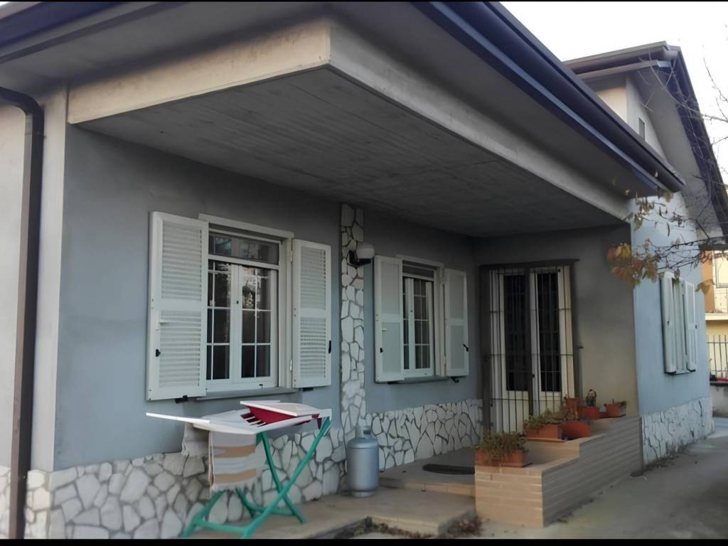 casa indipendente in affitto a Frosinone