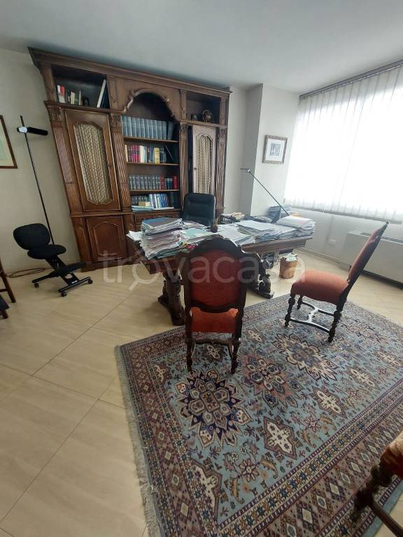 ufficio in affitto a Frosinone