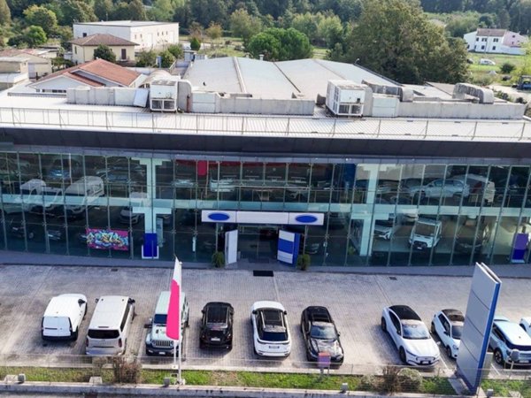 negozio in affitto a Frosinone