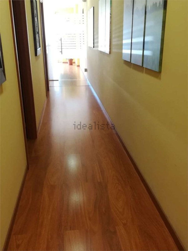 locale commerciale in affitto a Frosinone