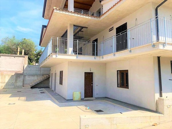 pentavano in affitto a Monte San Giovanni Campano in zona La Lucca