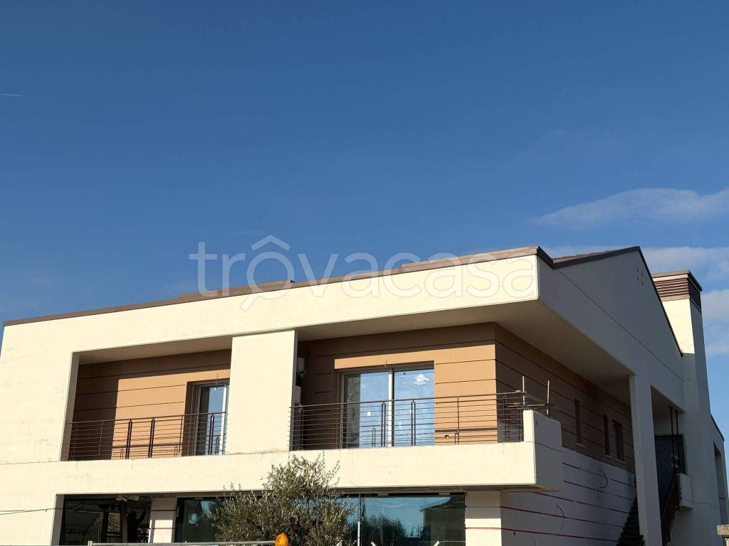 ufficio in affitto a Monte San Giovanni Campano in zona La Lucca