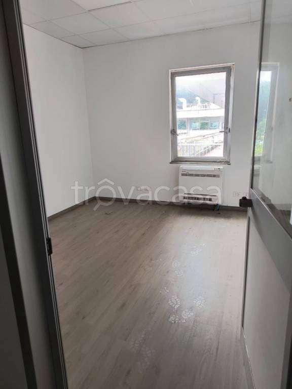 ufficio in affitto a Monte San Giovanni Campano in zona Colli