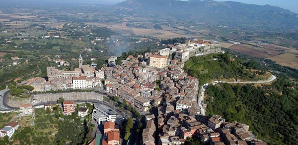 casa indipendente in affitto a Paliano
