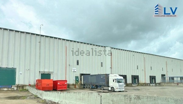 capannone in affitto a Patrica