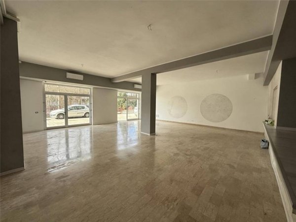 locale commerciale in affitto a Pontecorvo