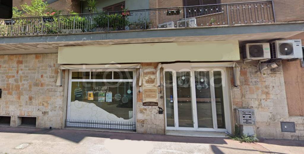 negozio in affitto a Sora