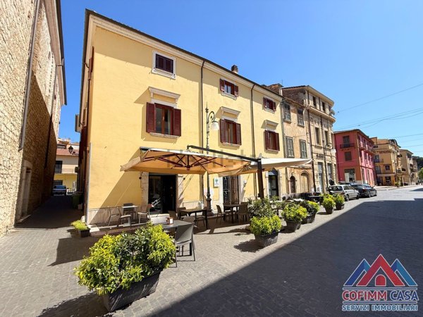 locale commerciale in affitto a Sora