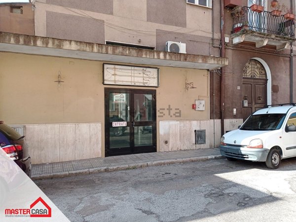 locale commerciale in affitto a Sora