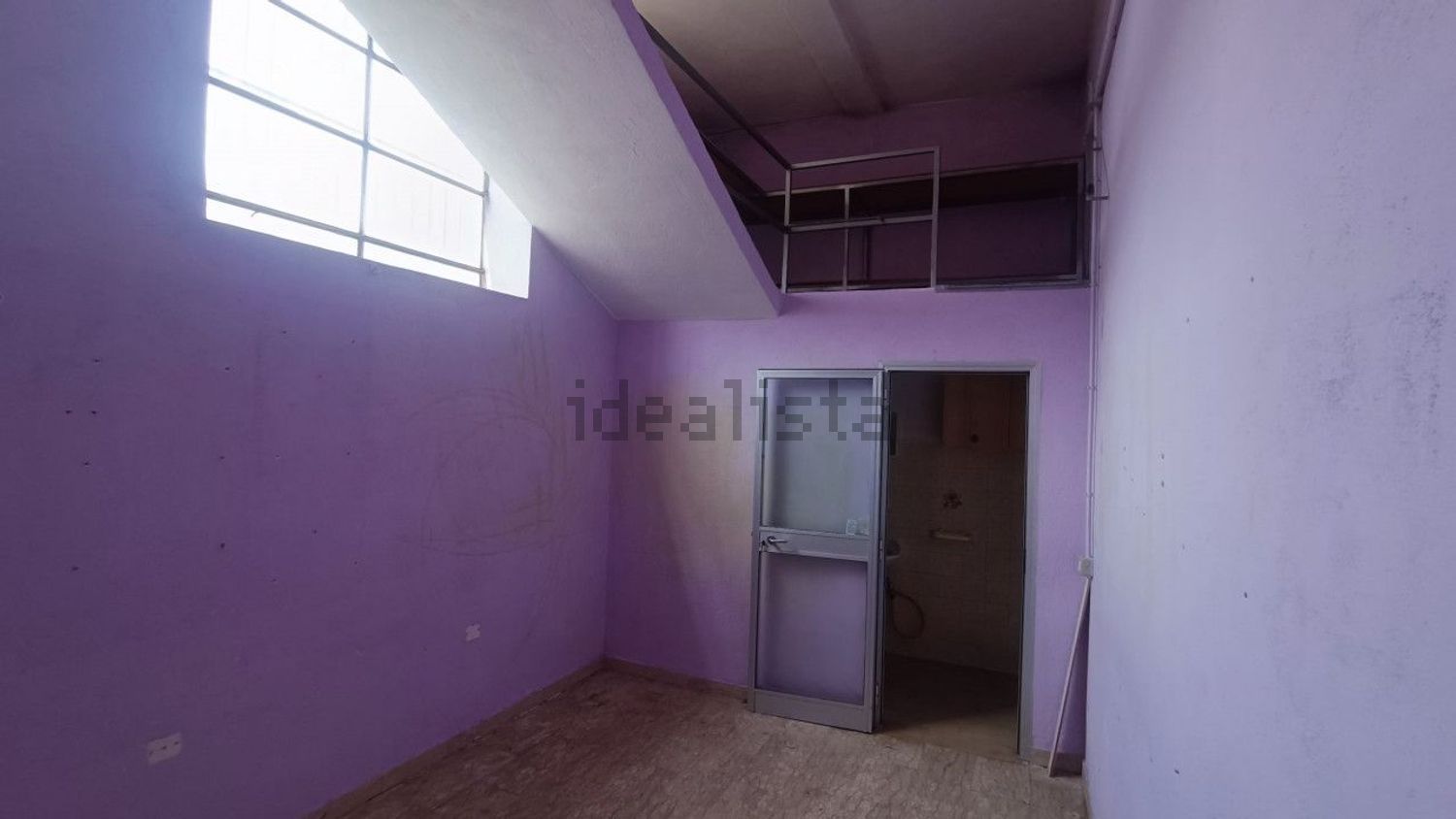 locale commerciale in affitto a Sora