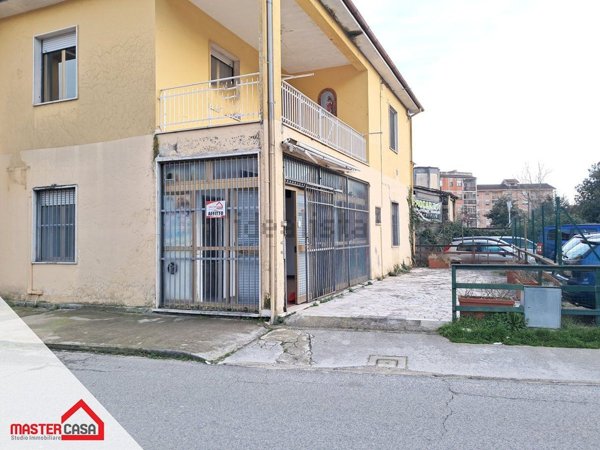locale commerciale in affitto a Sora