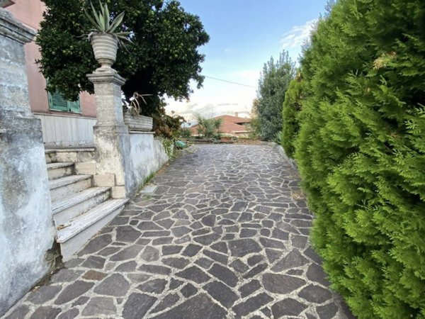 casa indipendente in affitto a Supino