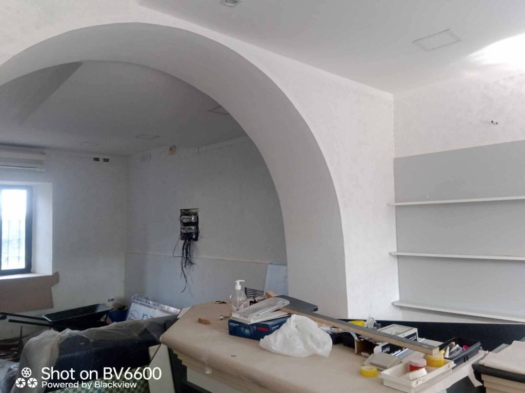 negozio in affitto a Veroli in zona San Giuseppe le Prata