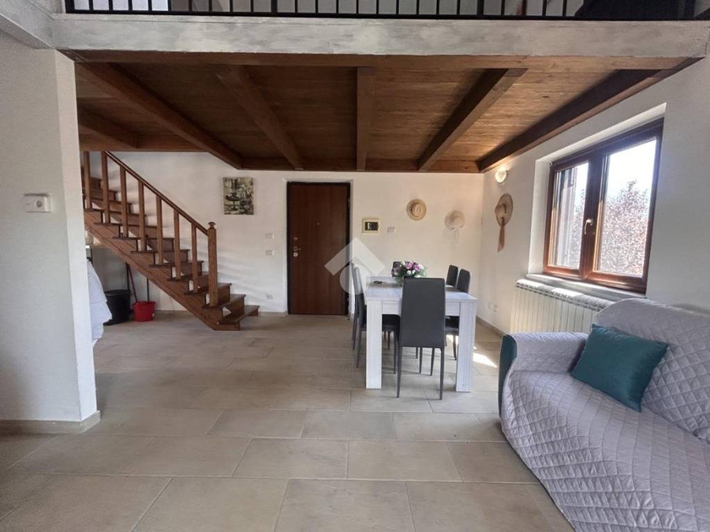 appartamento in affitto a Villa Latina