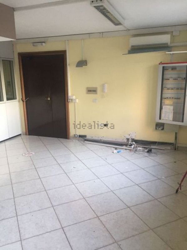 ufficio in affitto ad Aversa