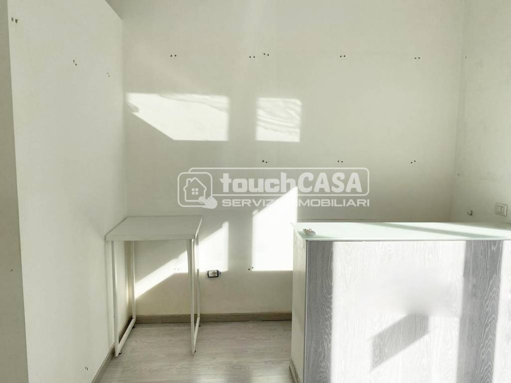 negozio in affitto ad Aversa in zona Centro Città