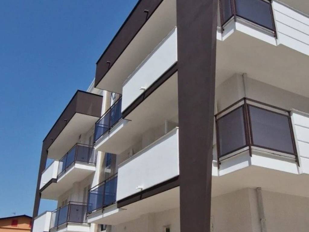 appartamento in affitto ad Aversa