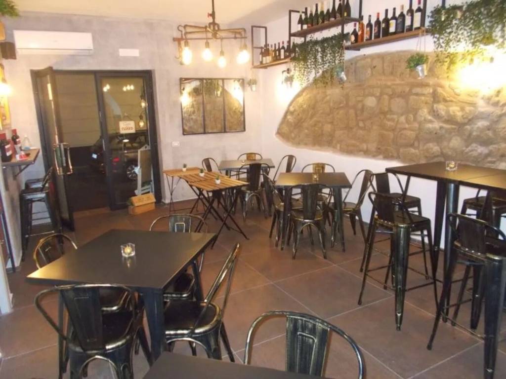 negozio in affitto ad Aversa