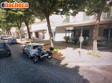 locale commerciale in affitto ad Aversa