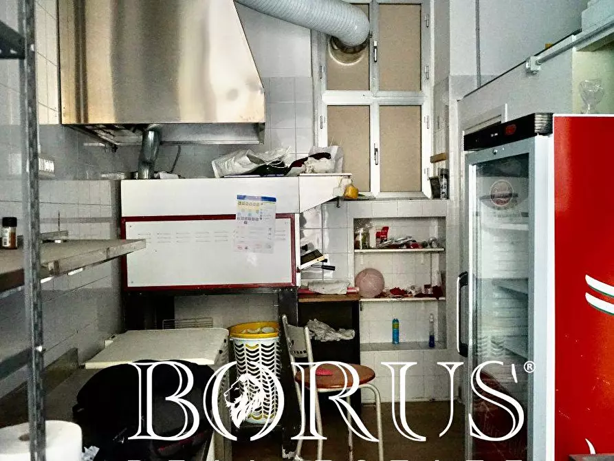 locale commerciale in affitto ad Aversa in zona Centro Città