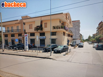 locale commerciale in affitto ad Aversa