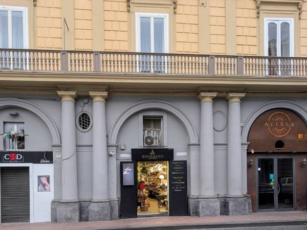 negozio in affitto ad Aversa in zona Centro Città