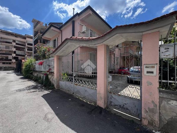 appartamento in affitto ad Aversa