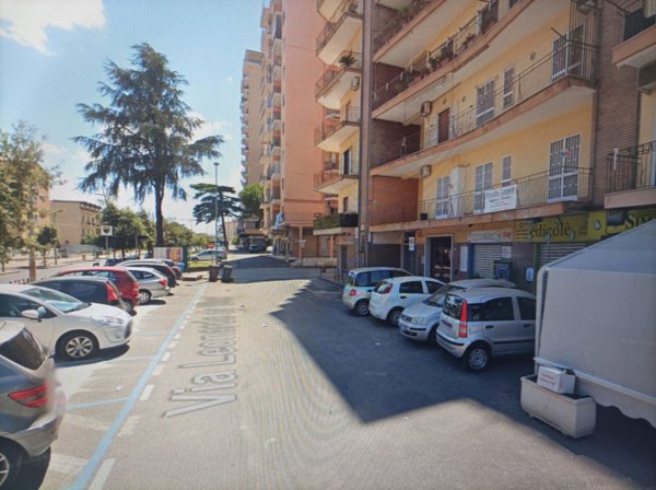 locale commerciale in affitto ad Aversa in zona Centro Città