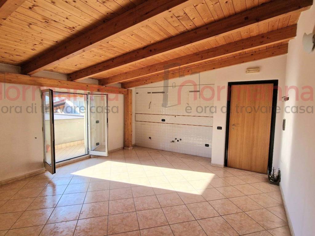 appartamento in affitto ad Aversa