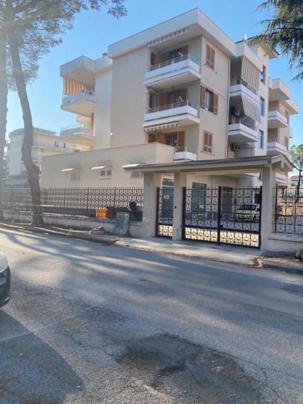 appartamento in affitto ad Aversa