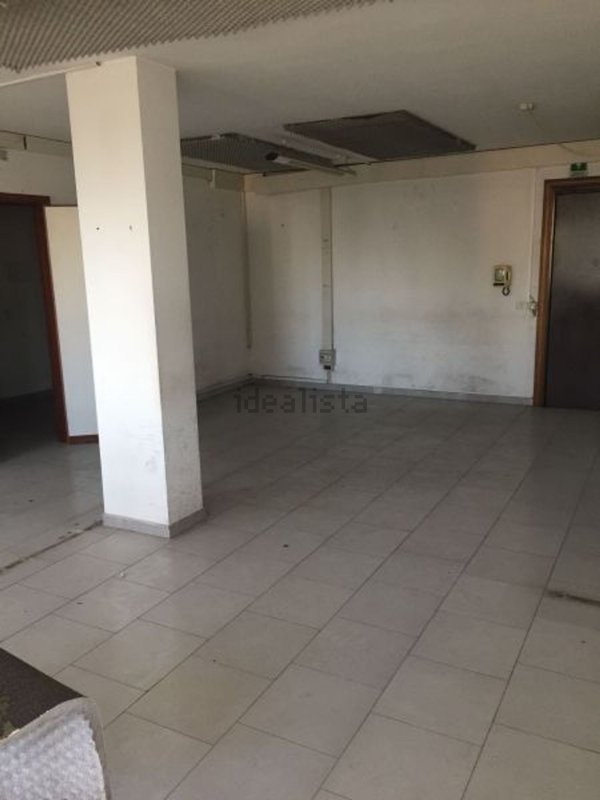 locale commerciale in affitto ad Aversa in zona Centro Città